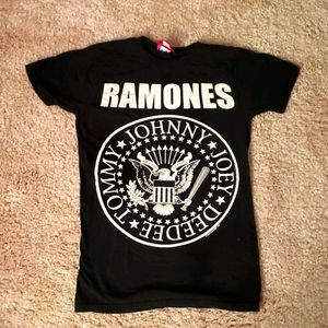 Unisex Ramones small shirt black punk 1977